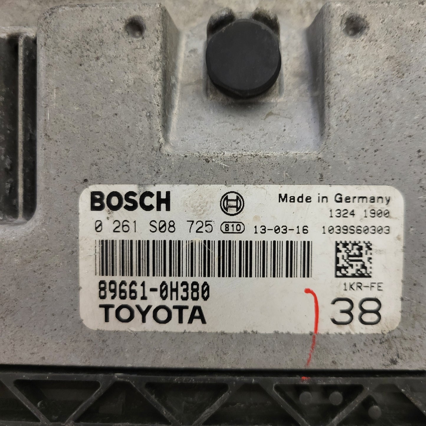 TOYOTA ECU / 0261S08725 / 89661-0H380 / BOSCH