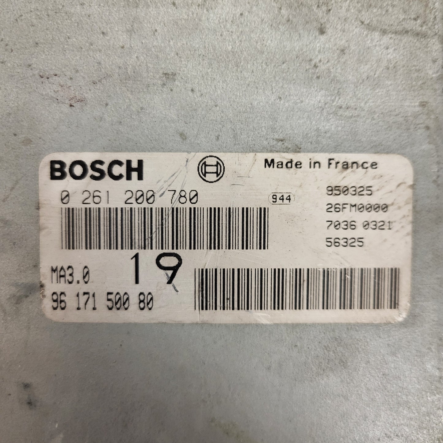 Peugeot Citroen ECU / 0261200780 / 9617150080 / MA3.0 / BOSCH