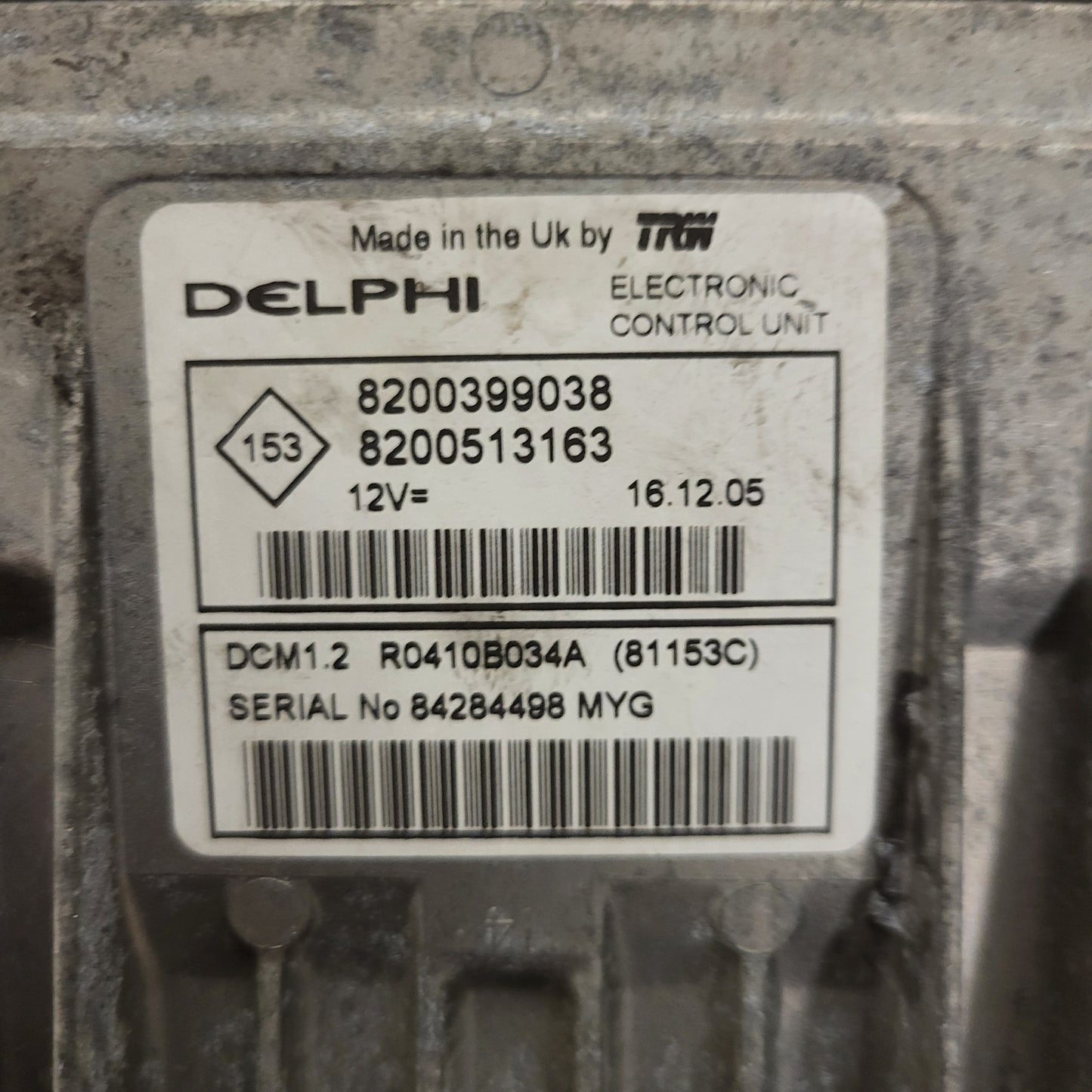 Renault ECU / 8200399038 / 8200513163 / R0410B034A / DCM1.2 / DELPHI