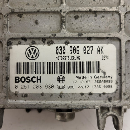 VW POLO AROSA ECU / 030906027AK / 0261203930 / BOSCH