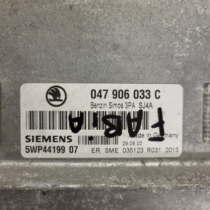 ŠKODA FABIA ECU / 047906033C / 5WP44199 07 / SIMOS 3PA / SIEMENS