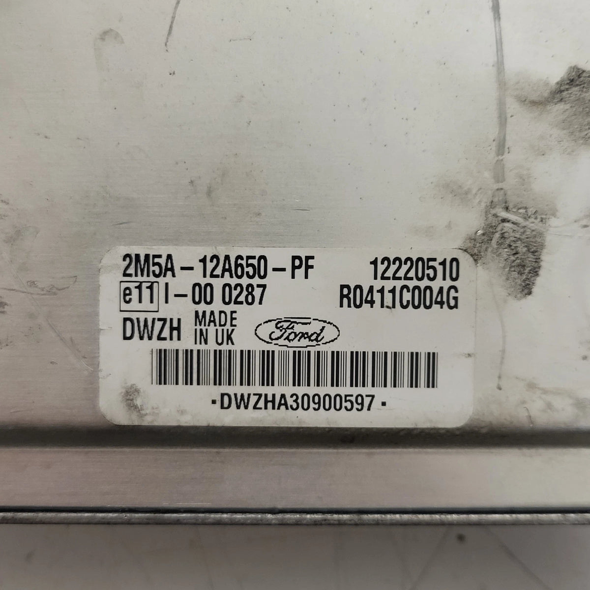 FORD FOCUS ECU / 2M5A-12A650-PF / 12220510 / R0411C004G / DWZH / DELPHI - C86-10 - 2