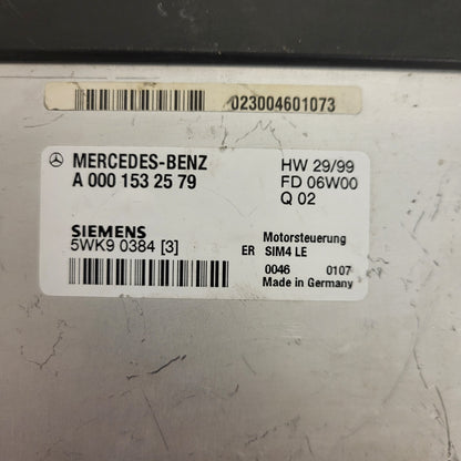 MERCEDES BENZ W203 ECU / A0001532579 / 5WK90384 / SIM4 LE / SIEMENS