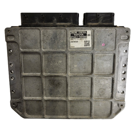 TOYOTA YARIS ECU / 89661-0D400 / MB275100-2504 / DENSO