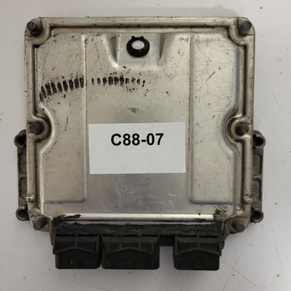CITROEN XSARA ECU / 0281011084 / 9647693180 / EDC15C2 / BOSCH