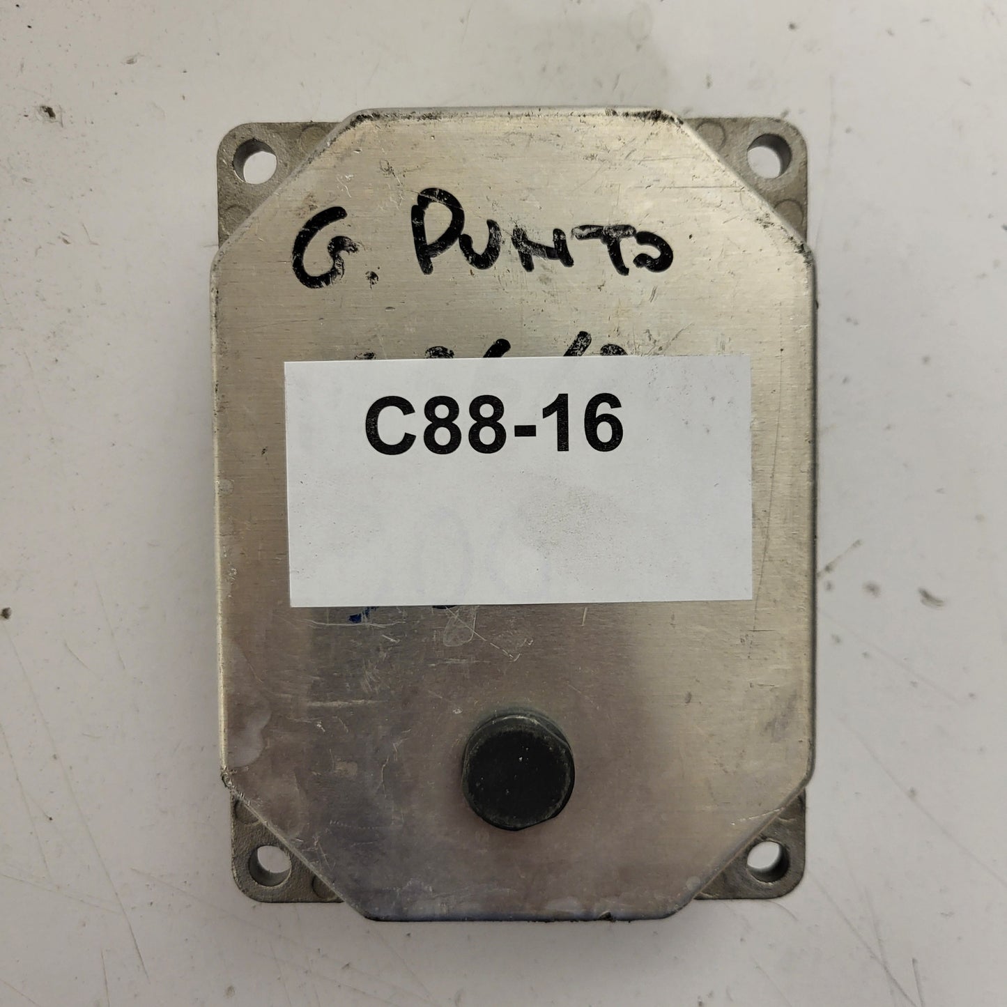 FIAT GRANDE PUNTO ECU / IAW 5SF3.M1 / 51798649 / 61601.098.08 / HW300 / MAGNETI MARELLI