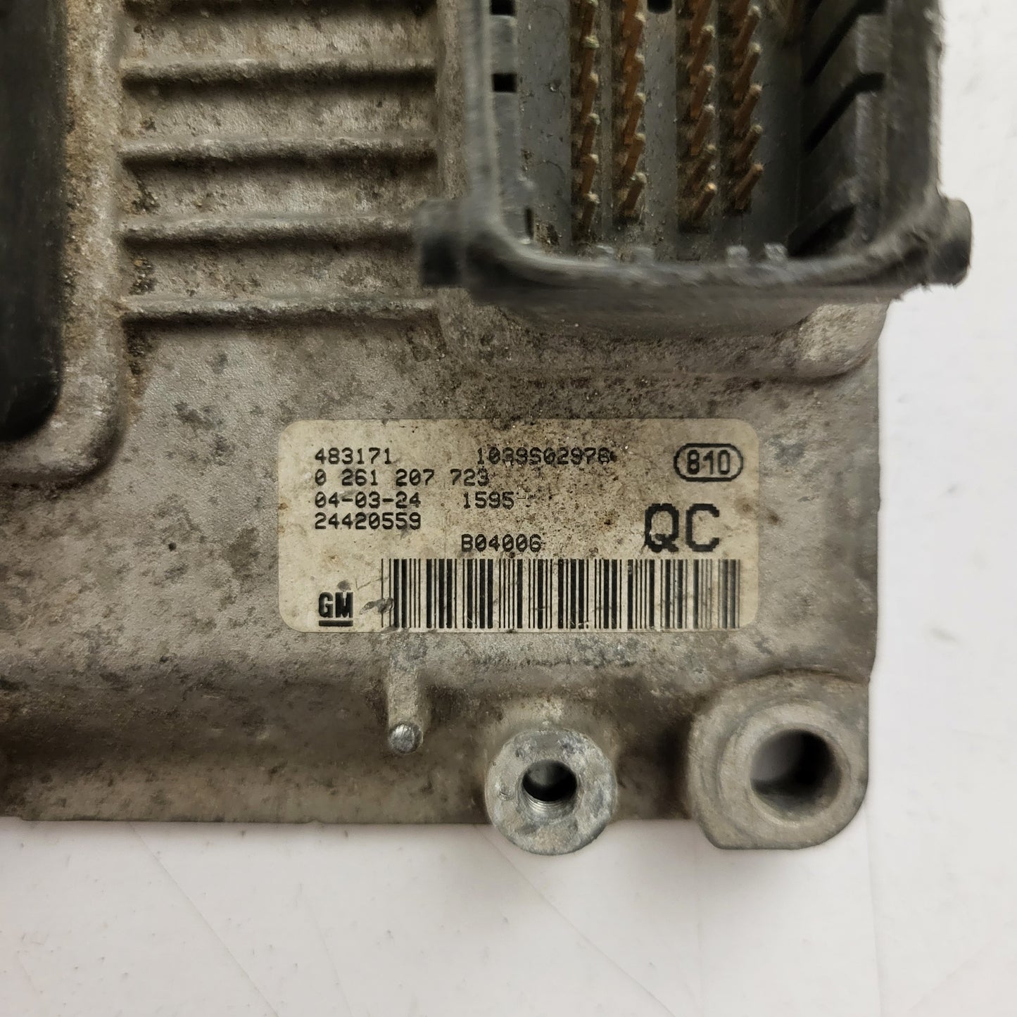 OPEL AGILA ECU / 0261207723 / 24420559 / QC / B04006 / BOSCH