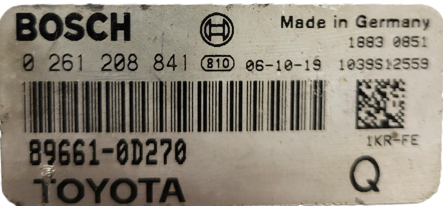 TOYOTA YARIS 1KR-FE ECU / 0261208841 / 89661-0D270 / BOSCH