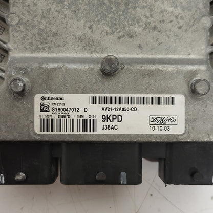 Ford ECU / S180047012D / AV21-12A650-CD / EMS2102 / 9KPD / S180047012 / J38AC