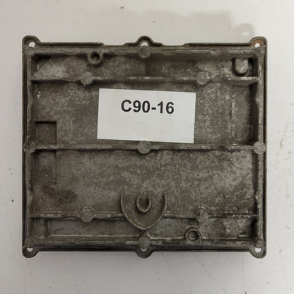 SMART FORTWO ECU / 0261205004 / 0003107V006 / HW 32.98 / BOSCH