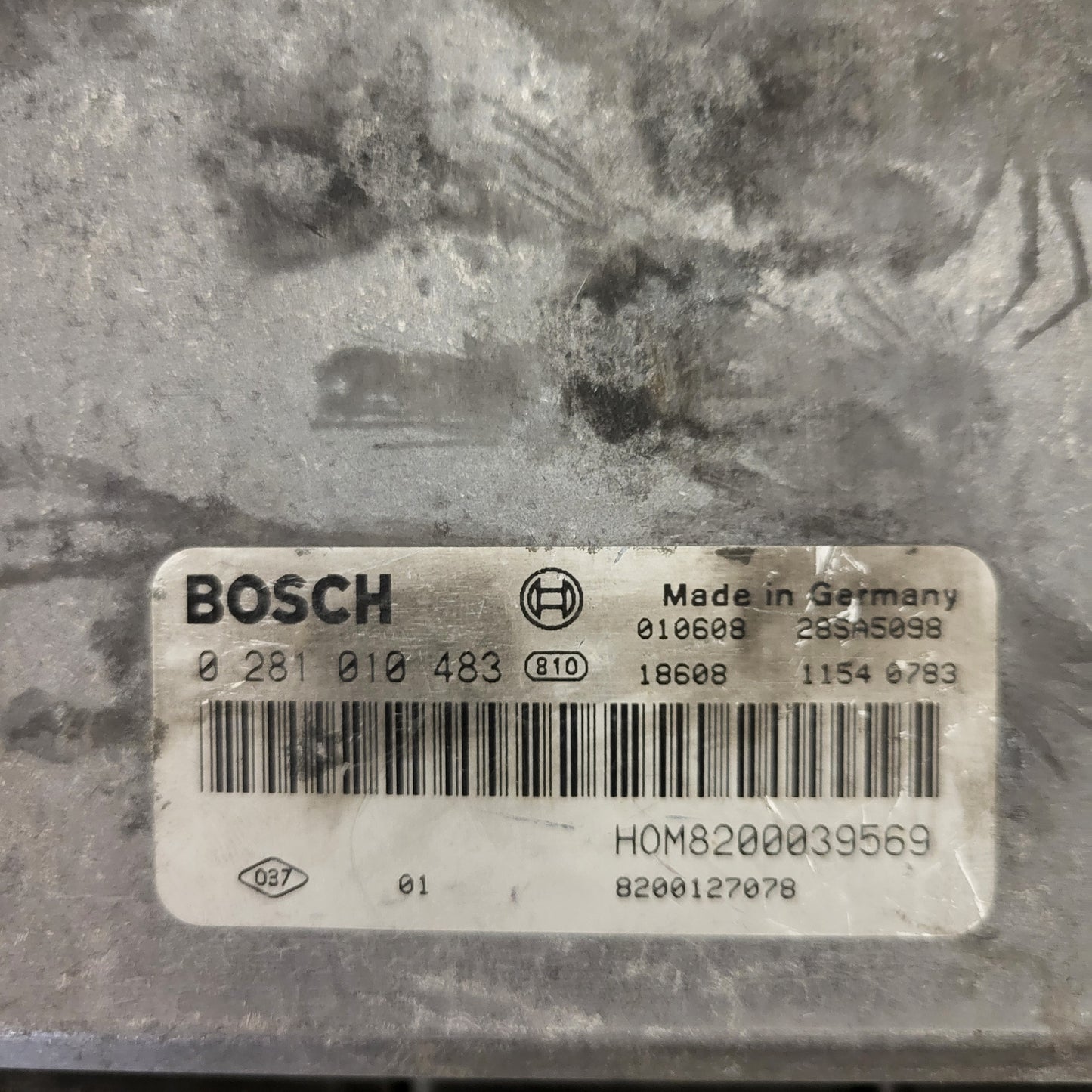 RENAULT ECU / 0281010483 / 8200039569 / 8200127078 / BOSCH