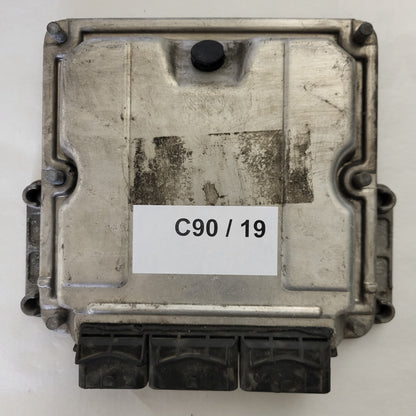 RENAULT ECU / 0281010483 / 8200039569 / 8200127078 / BOSCH