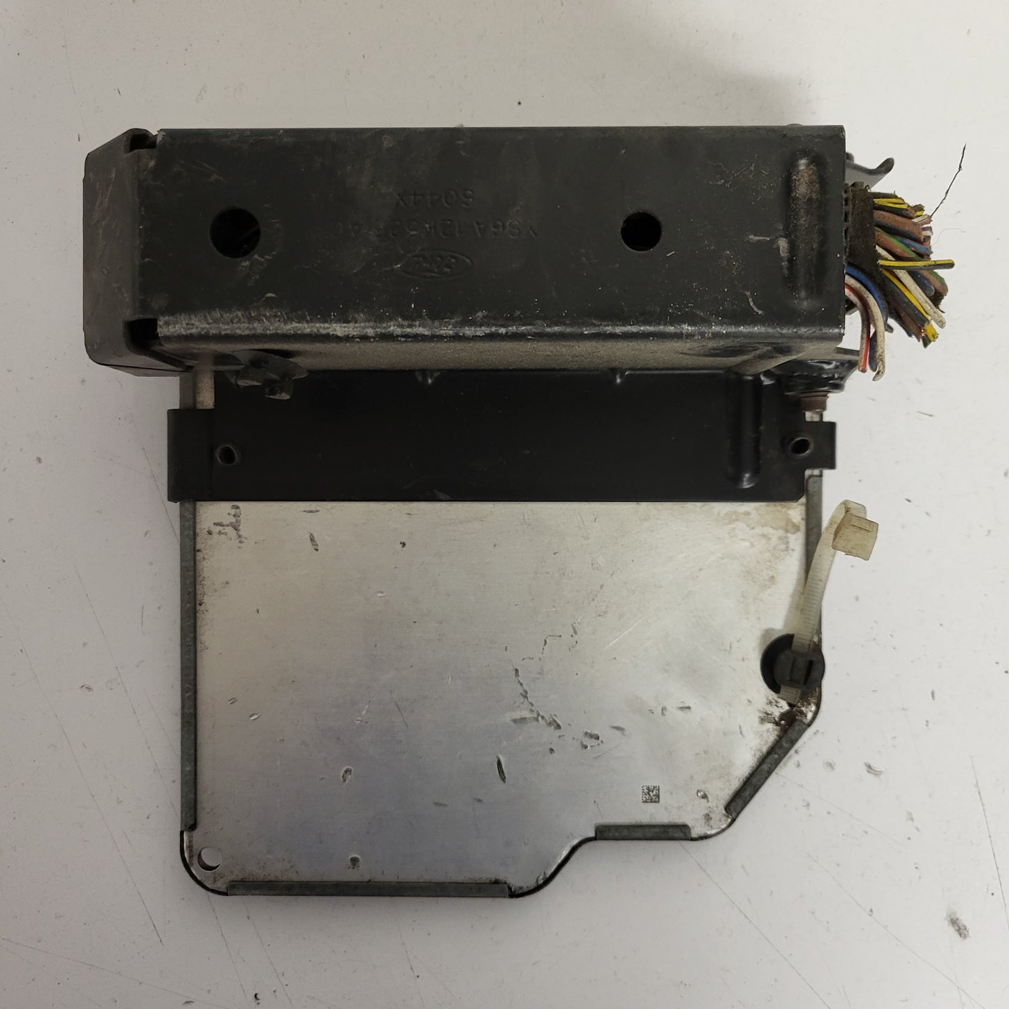 Ford ECU / S110678003D / 1S6A-12A650-AD / SIM20 / SIEMENS