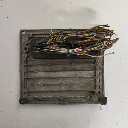 FORD FIESTA ECU / 4S61-12A650-SE / S120977015G / 6BHE / SIM210 / SIEMENS