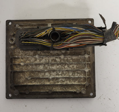 FORD FIESTA ECU / 4S61-12A650-SC / S120977015E / SIM210 / 6BHC / SIEMENS