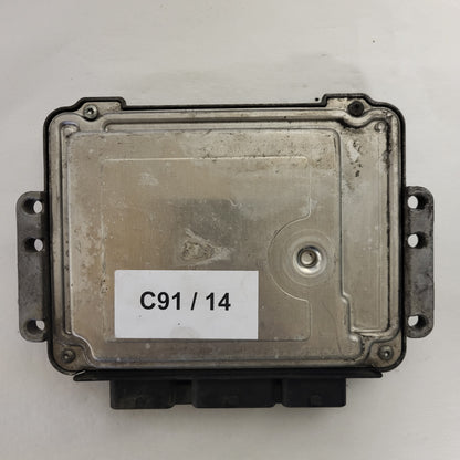 Renault ECU / 0281011549 / 8200310863 / 8200370779 / BOSCH