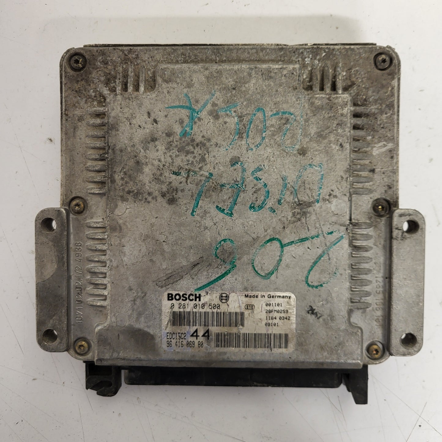 PEUGEOT 206 HDI ECU / 0281010500 / 9641606980 / EDC15C2 / BOSCH
