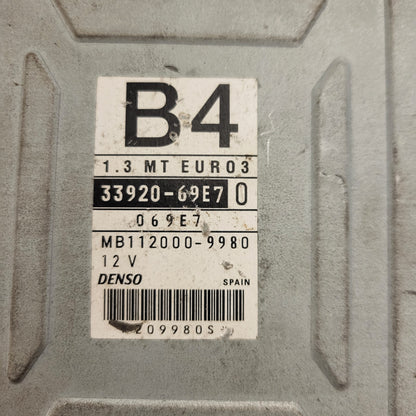SUZUKI SWIFT 1.3 ECU / 33920-69E7 / MB112000-9980 / DENSO