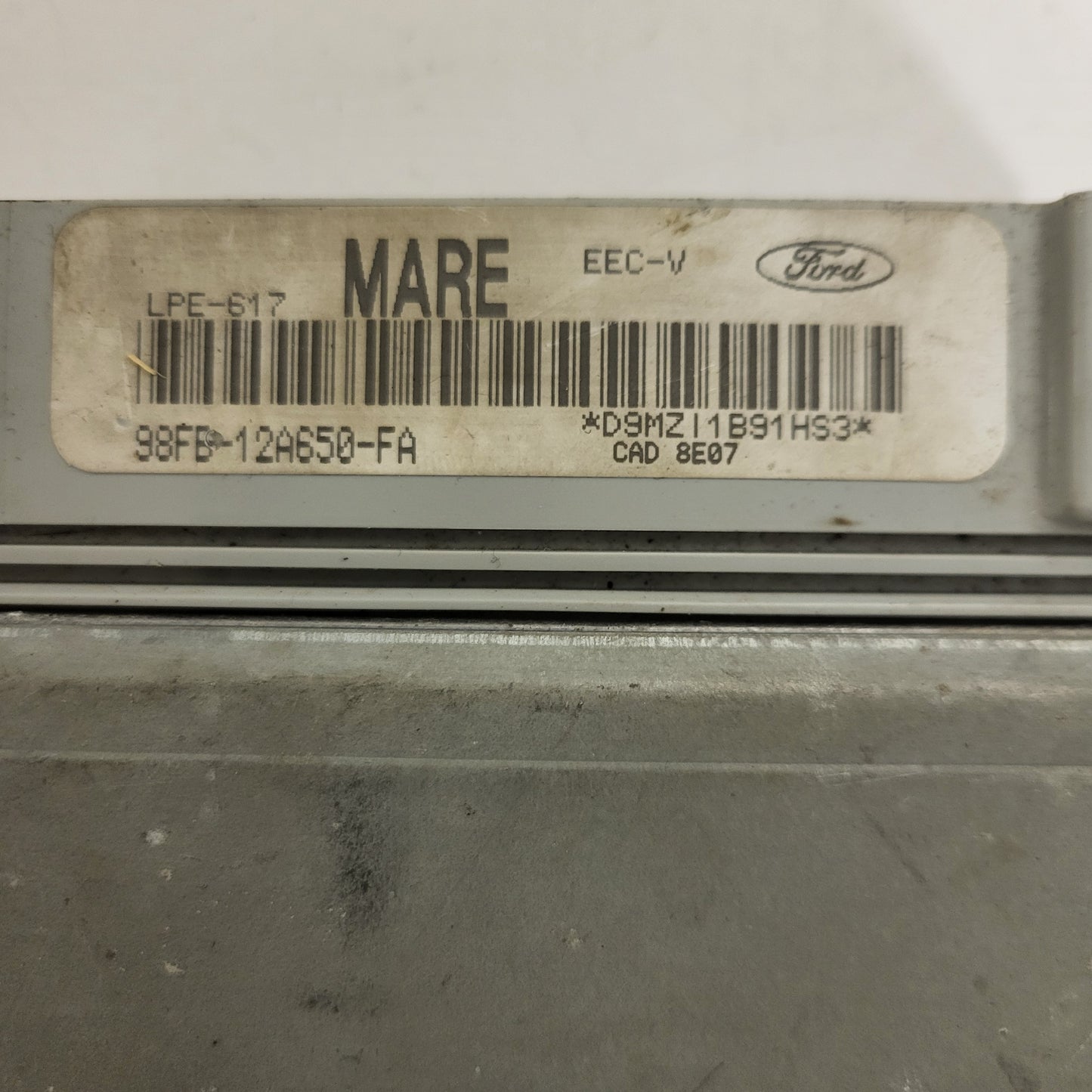 Ford ECU / 98FB-12A650-FA / LPE-617 / 98FB12A650FA / MARE / FORD