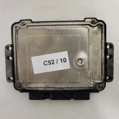 Renault Megane Scenic ECU / 0281013366 / 8200601334 / 8200631560 / BOSCH