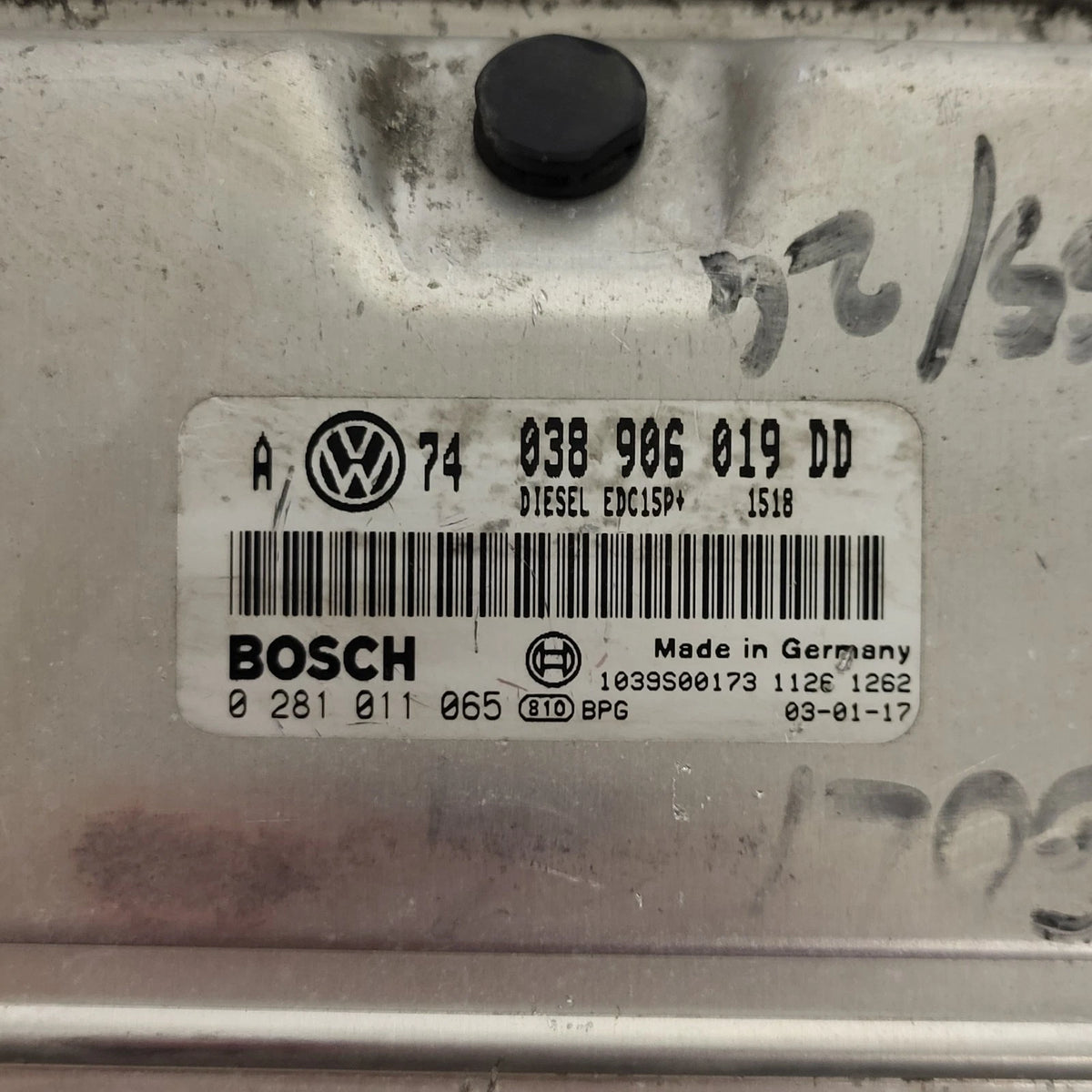VW ŠKODA VAG ECU / 038906019DD / 0281011065 / EDC15P+ / 038906019 / BOSCH - C92-12 - 2