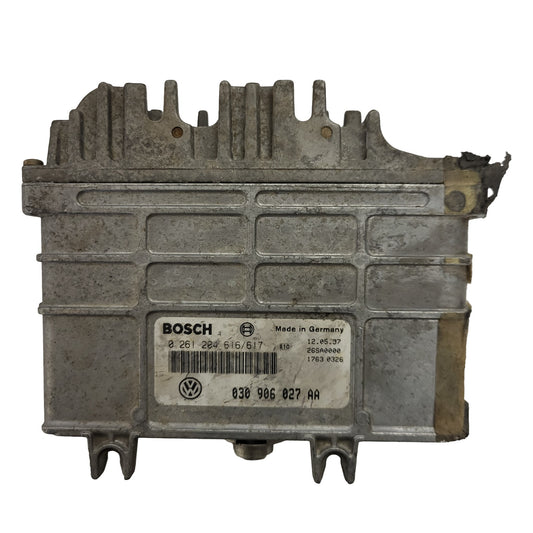 VOLKSWAGEN POLO ECU / 030906027AA / 0261204616/617 / BOSCH