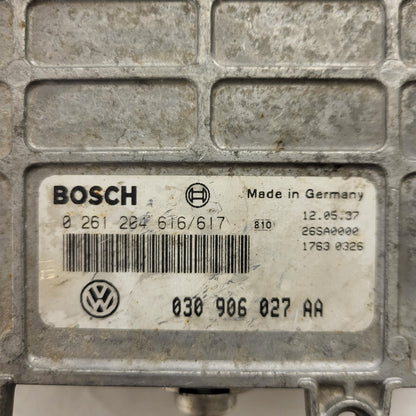 VOLKSWAGEN POLO ECU / 030906027AA / 0261204616/617 / BOSCH