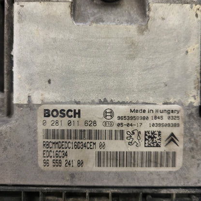 PEUGEOT 206 ECU / 0281011628 / EDC16C34 / 9655924180 / BOSCH