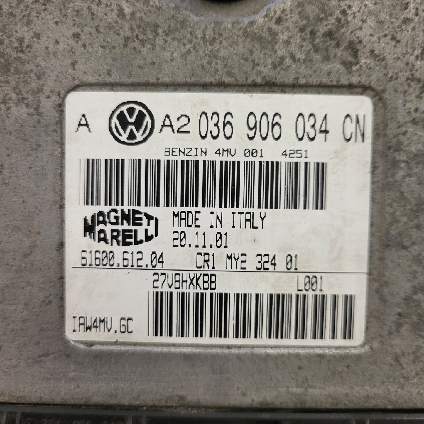 VW GOLF ECU / 036906034CN / IAW 4MV.GC / 61600.612.04 / MAGNETI MARELLI