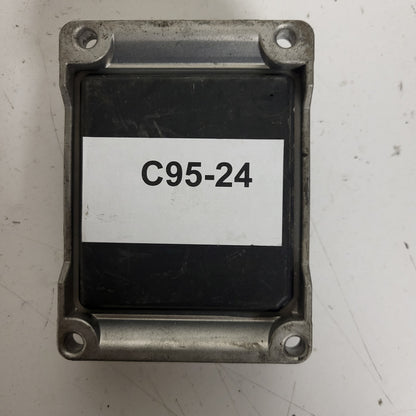 ALFA 147 1.6 ECU / 0261207727 / 00552049900 / BOSCH