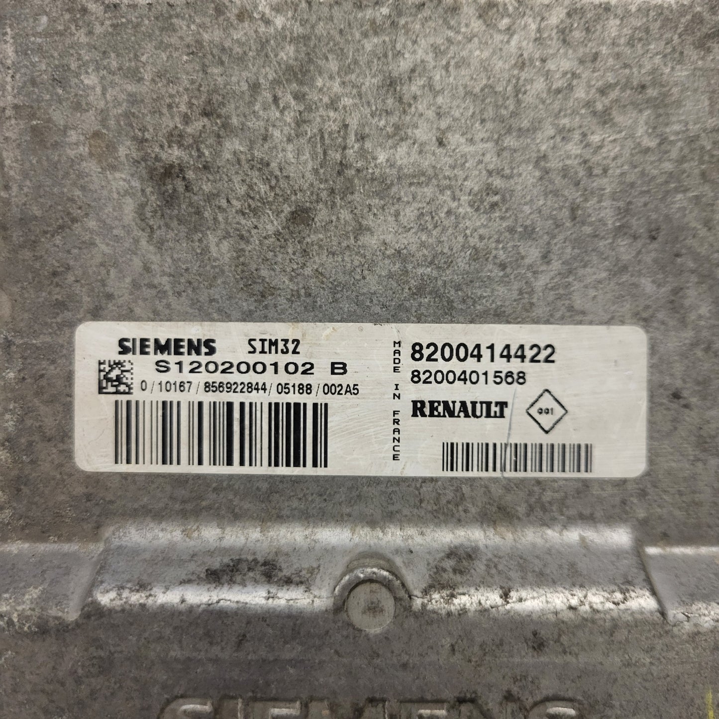Renault Modus ECU / S120200102B / 8200414422 / 8200401568 / S120200102 / SIM32