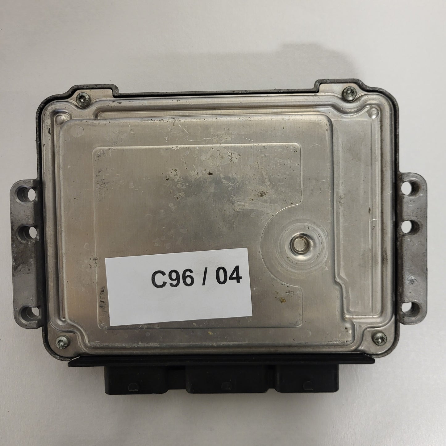 Renault Megane Scenic ECU / 0281013366 / 8200601334 / 8200631560 / BOSCH