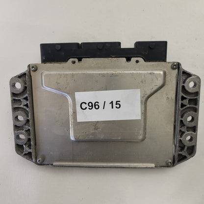 Renault Megane 1.6 16V ECU / 21584029-7A / 8200242405 / 8200283924 / S3000