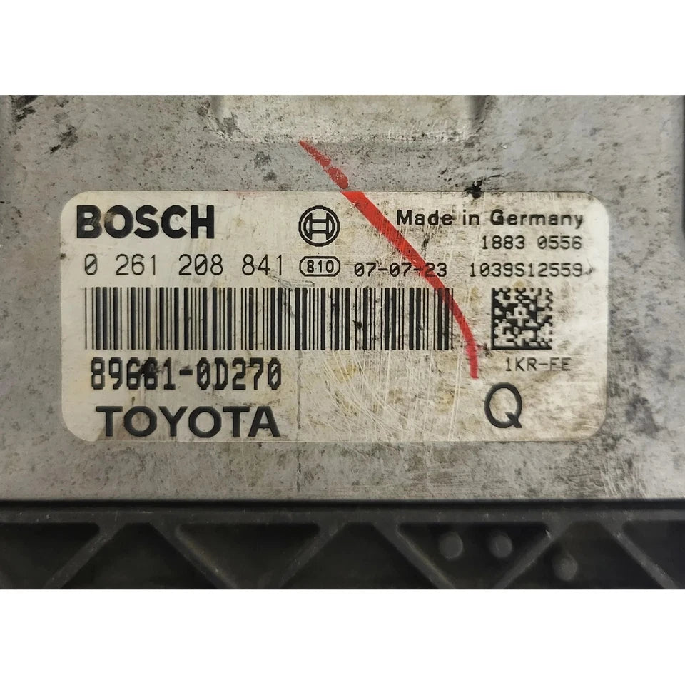 TOYOTA YARIS 1KR-FE ECU / 0261208841 / 89661-0D270 / BOSCH - D02-04 - 2