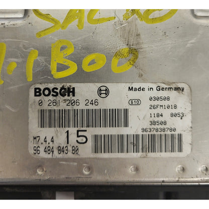 Peugeot Citroen ECU / 0261206246 / M7.4.4 / 9648484380 / BOSCH