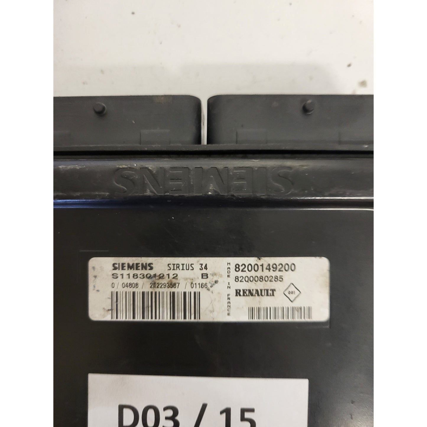 RENAULT ECU /S118301212 / S118301212B / 8200149200 / 8200080285 / SIRIUS 34