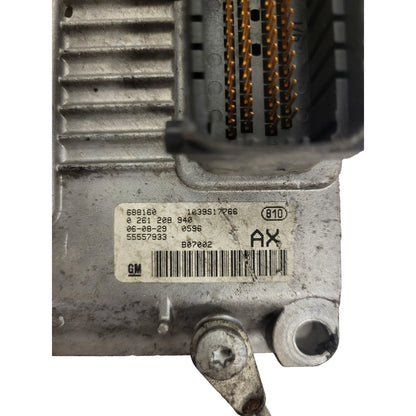 OPEL CORSA D ECU / 0261208940 / 55557933 / AX / BOSCH