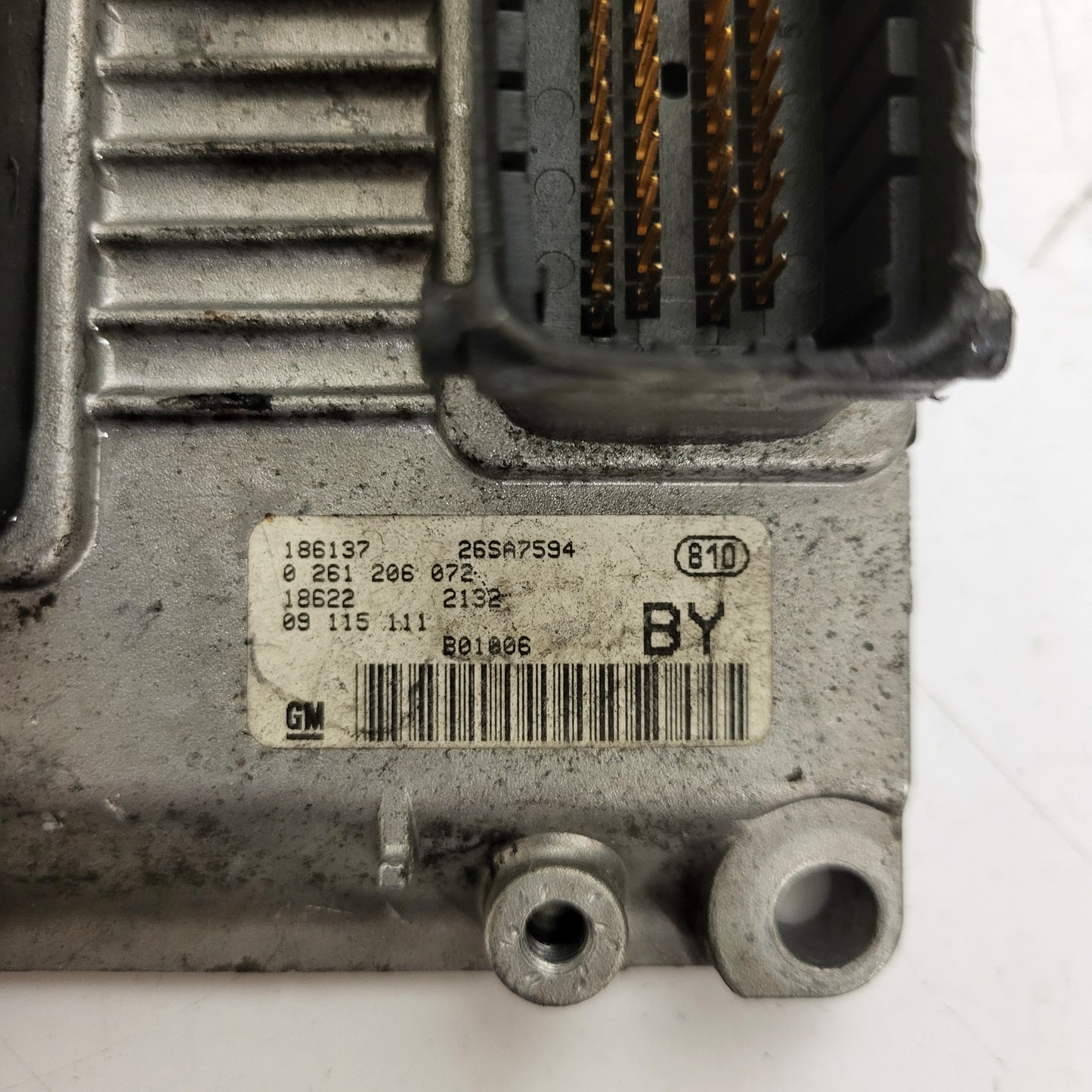 OPEL CORSA ECU / 0261206072 / 09115111 / BY / BOSCH