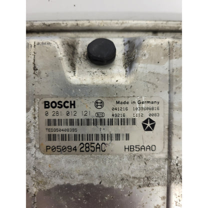 CHRYSLER VOYAGER ECU / 0281012121 / P05094285AC / BOSCH