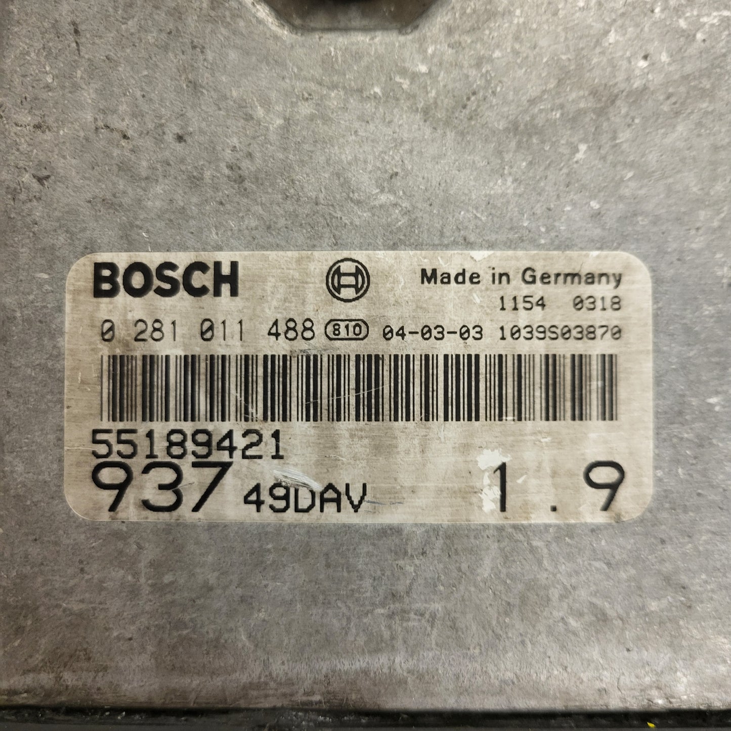 ALFA 147 1.9 ECU / 0281011488 / 55189421 / BOSCH