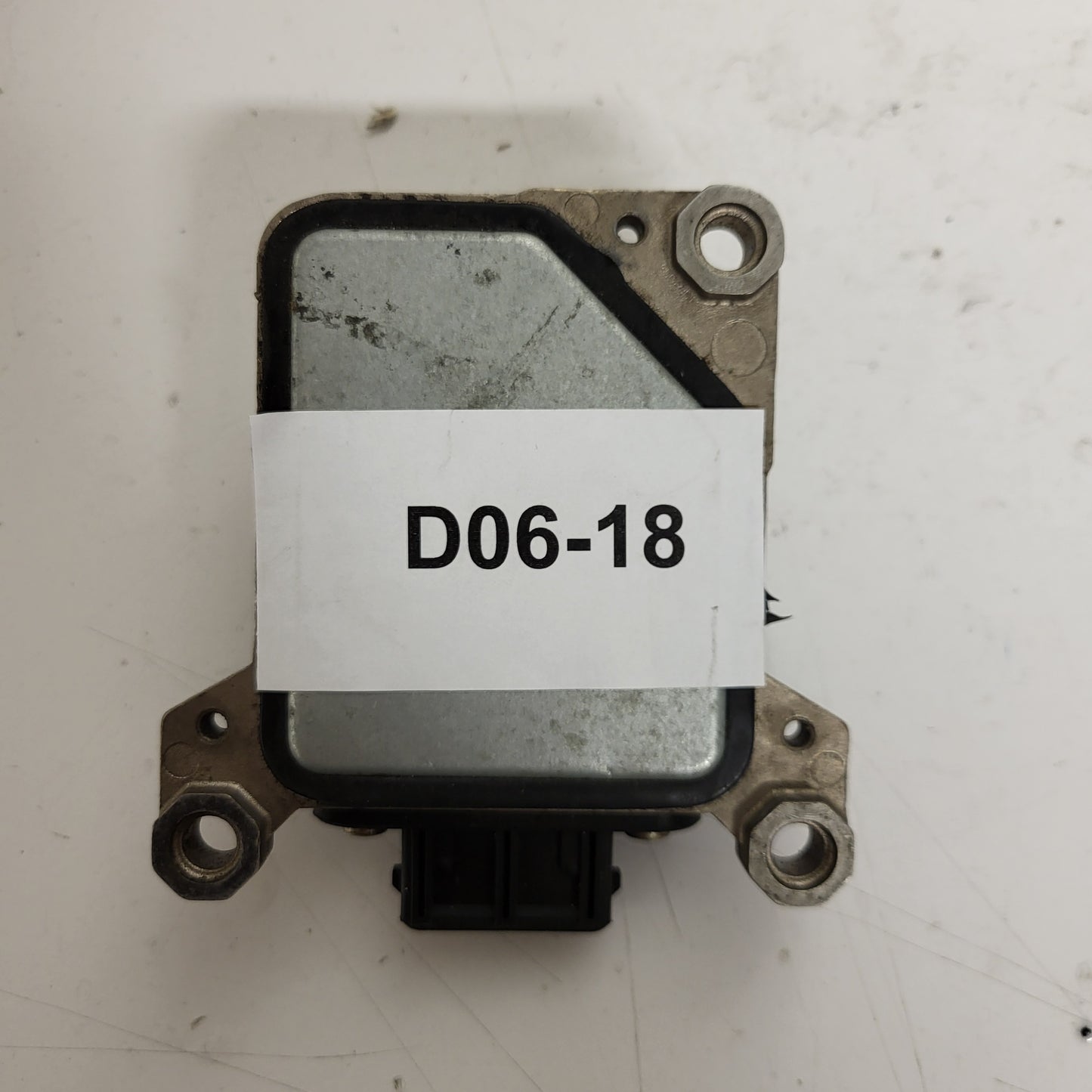 MERCEDES BENZ A W168 ESP SENSOR ECU / 0265005200 / 0005426518 / BOSCH