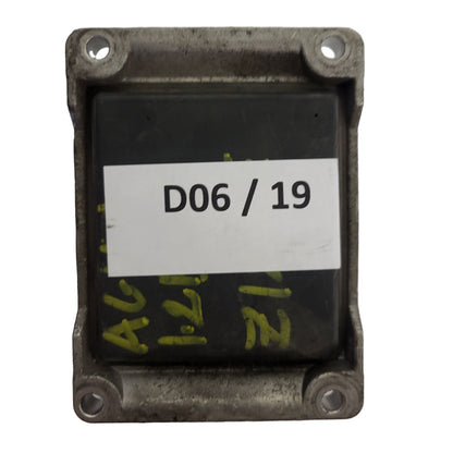 Opel Corsa ECU / 0261206075 / 09185450 / BOSCH