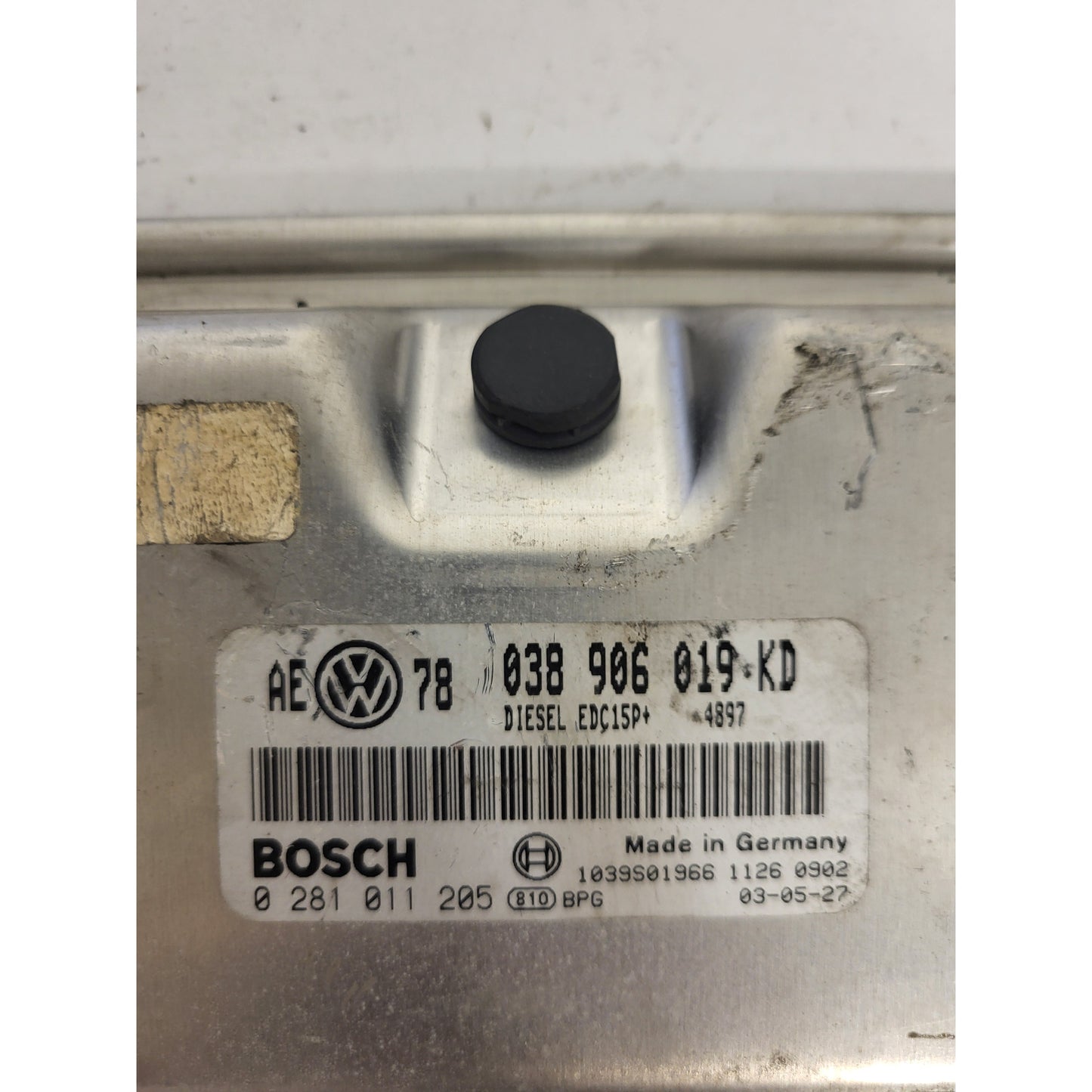 VW AUDI SEAT SKODA ECU / 038906019KD / 0281011205 / EDC15P+ / BOSCH
