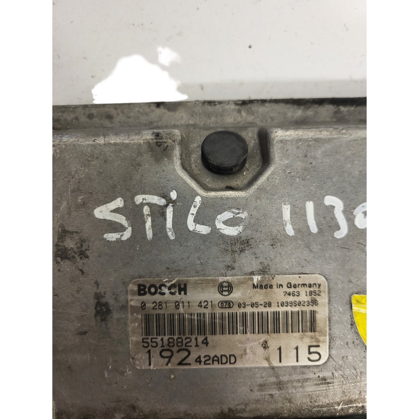 Fiat STILO 1.9 ECU / 0281011421 / 55188214 / BOSCH