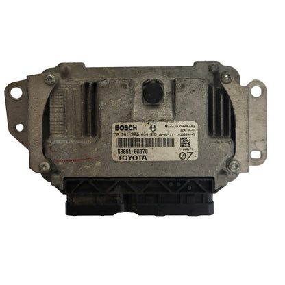 TOYOTA AYGO ECU / 0261S04464 / 89661-0H070 / 1KR-FE / BOSCH