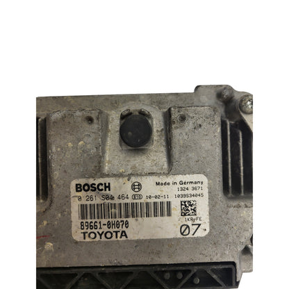 TOYOTA AYGO ECU / 0261S04464 / 89661-0H070 / 1KR-FE / BOSCH