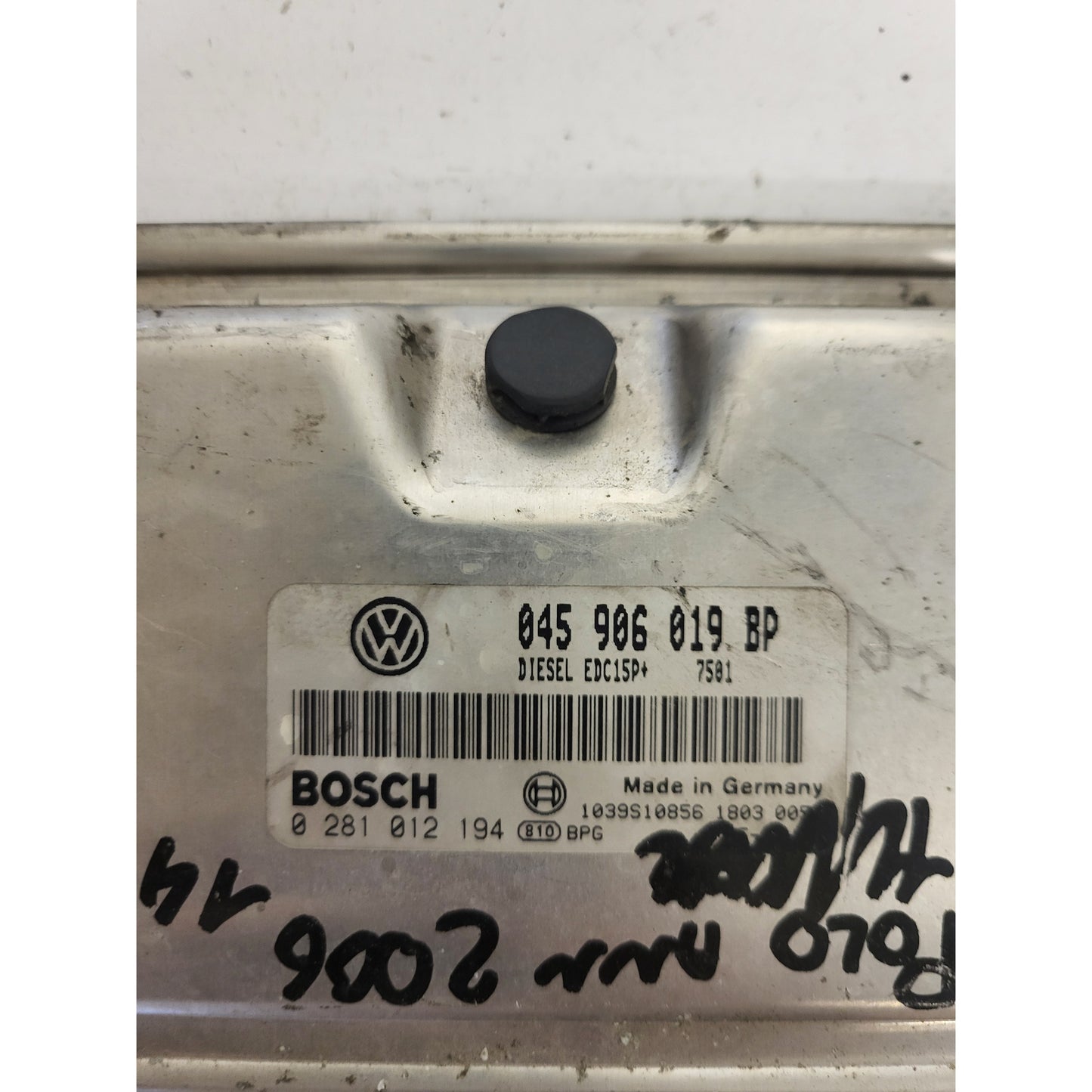 VOLKSWAGEN POLO IV 9N3 ECU / 045906019BP / 0281012194 / EDC15P+ / BOSCH