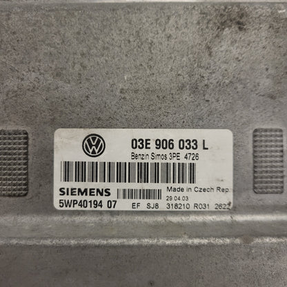 VW POLO 1.2 ECU / 03E906033L / 5WP40194 05 / SIEMENS
