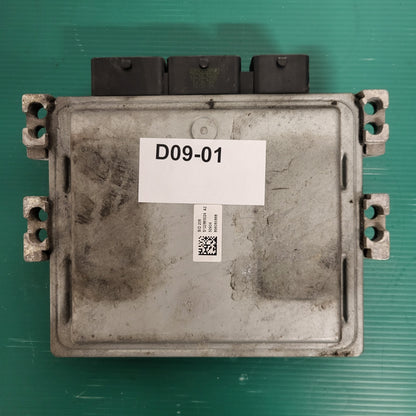 FORD ECU / 5WS40584B-T / 8V21-12A650-EB / 4EJB / SID206 / CONTINENTAL