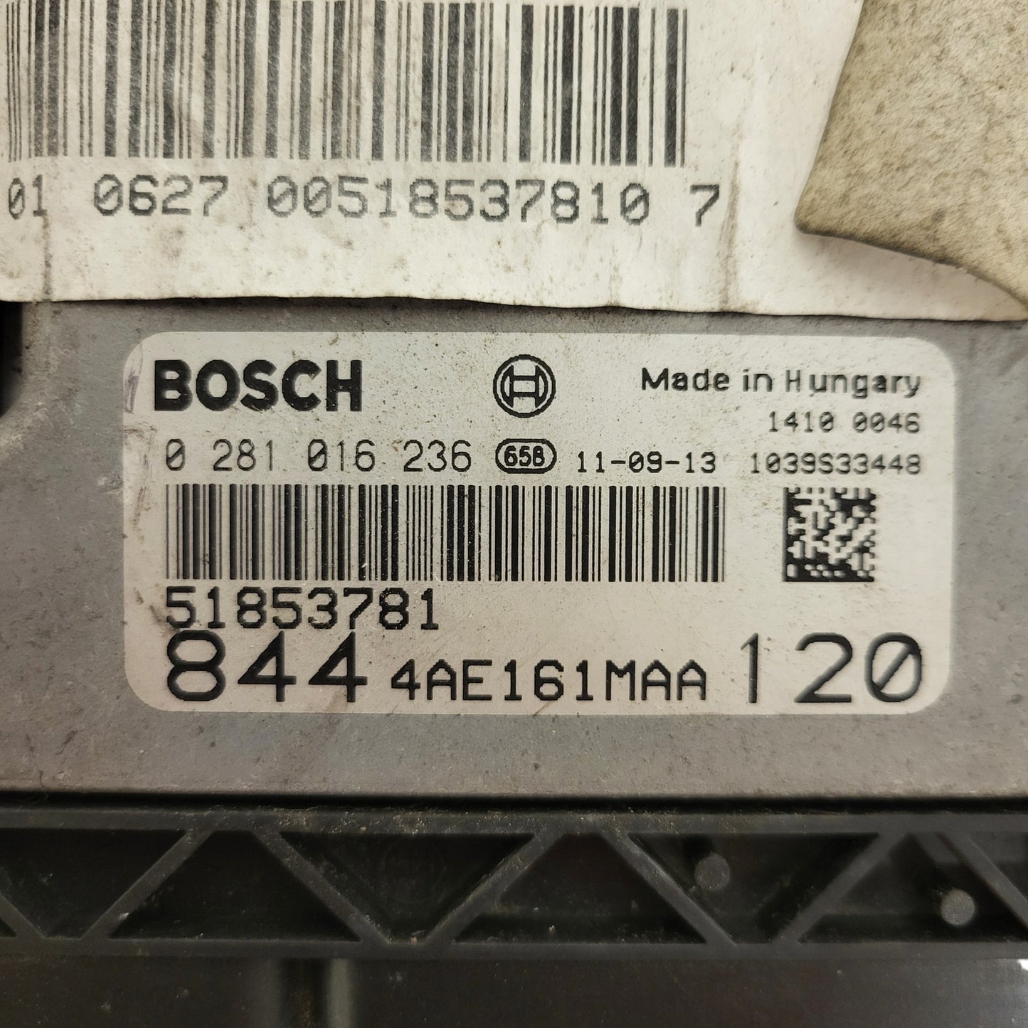 LANCIA DELTA 1.6 ECU / 0281016236 / 51853781 / BOSCH